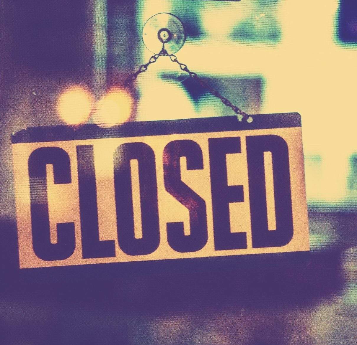 Image of Closed graphic